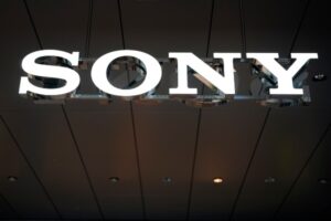 Sony reports declining profit but expects a record for this year